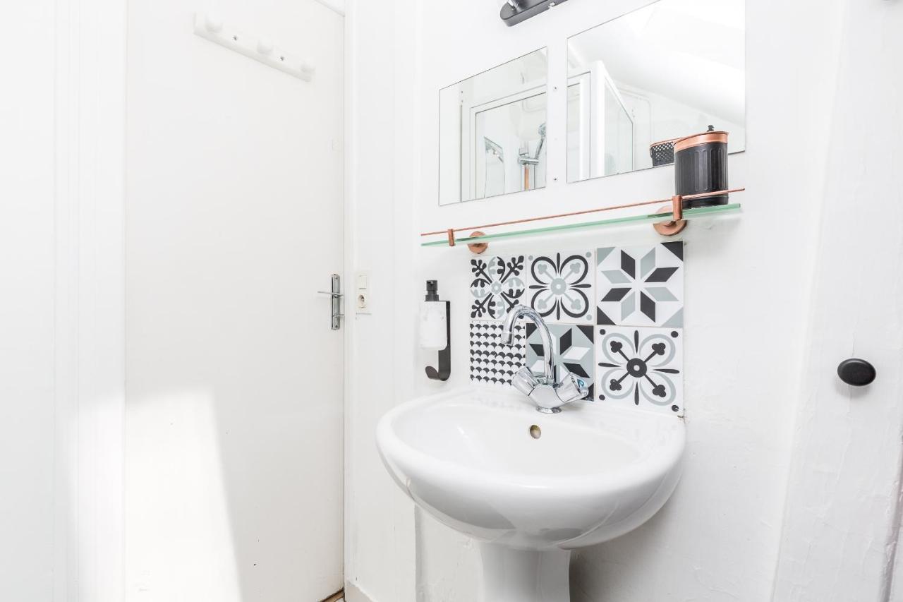 Tinyhouse Inn Saint-Germain-Des-Pres Paris Exterior foto